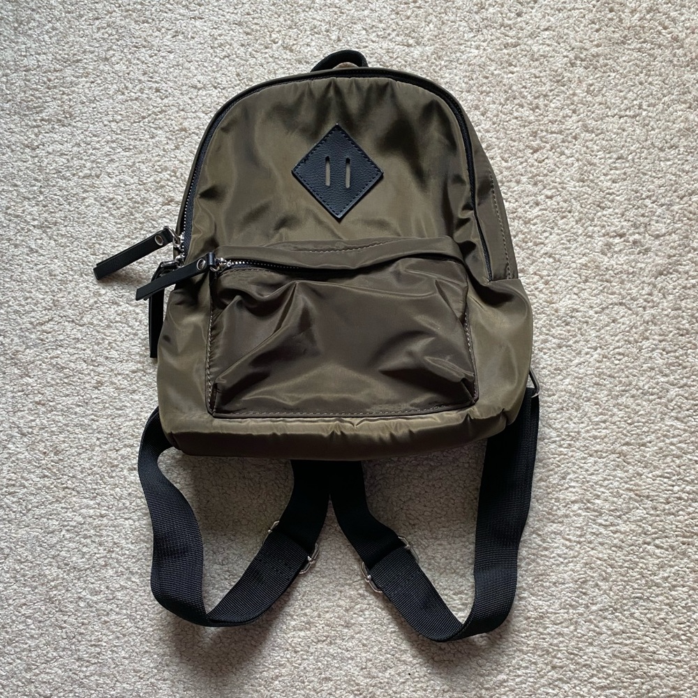 💎NEW! Nordstrom Rack Madden Girl Olive Mini Backpack